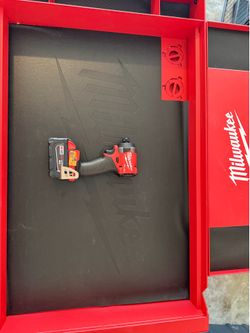 Milwaukee m18 1/4 fue impact