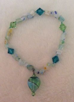 Cute Elastic bead bracelet with storage bag