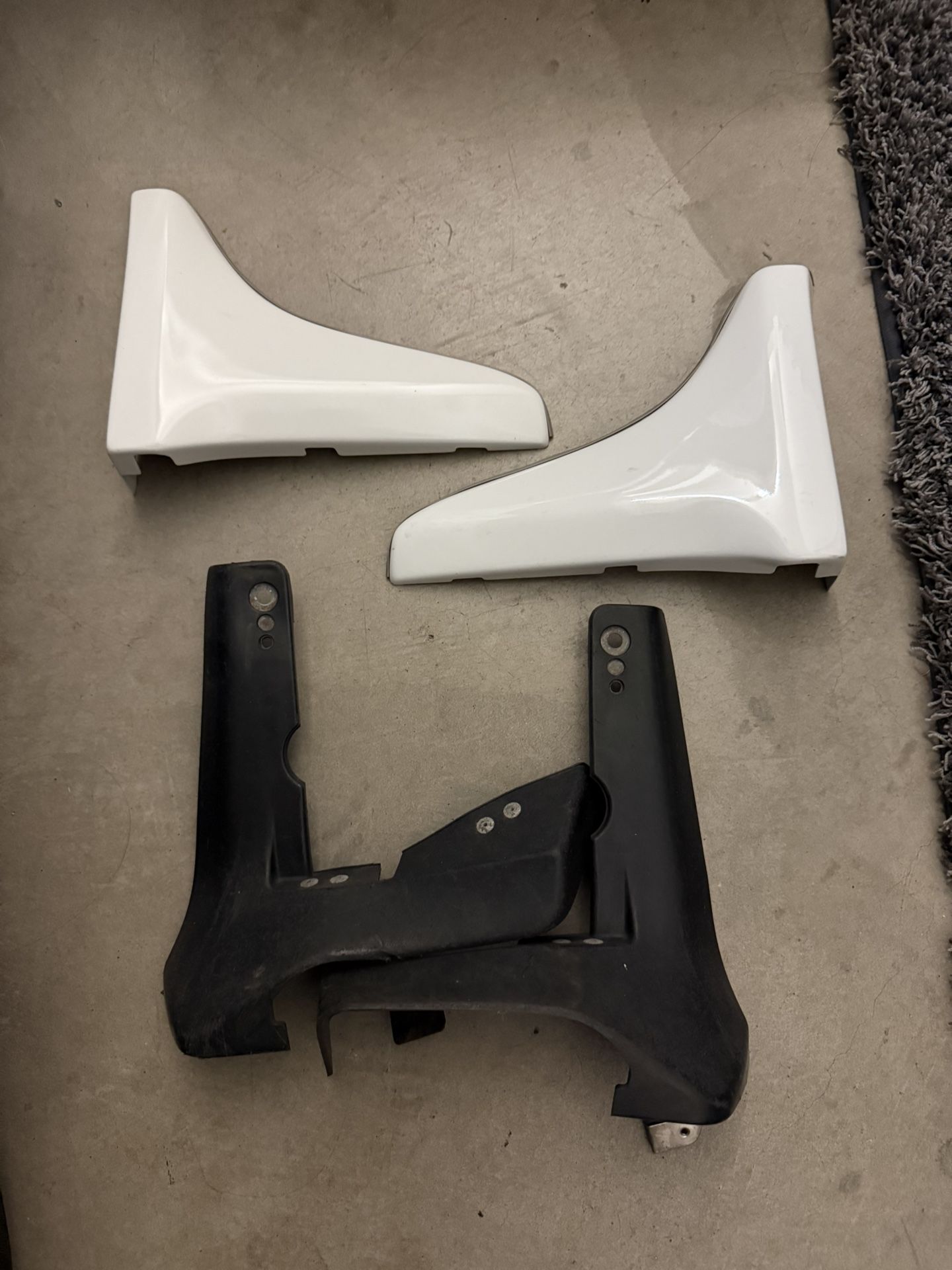 Rare OEM Honda s2000 Side Strakes -in GPW Grand Prix White