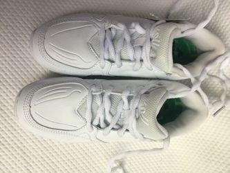 Varsity Cheerleader Shoes Huddle White Sideline Sz 4 Kids Athletic Sneakers