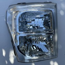 Ford F250/F350/F450/F550 Right side Headlight Year 2009-2014