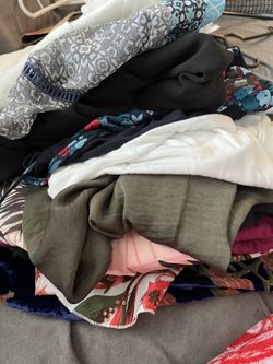 11 Strappy Tops Size XL/XXL 