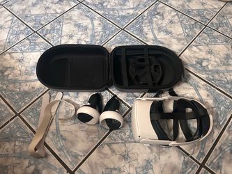 Meta Quest 2 VR Headset with Controllers, Case and Addons