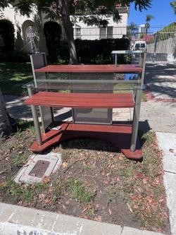 Free stuff- tables, decor, desk, hangers, door mats