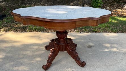 Victorian Style Wooden Table