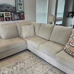 2 Piece Sectional