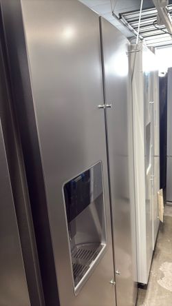 Whirlpool side-by-side refrigerator