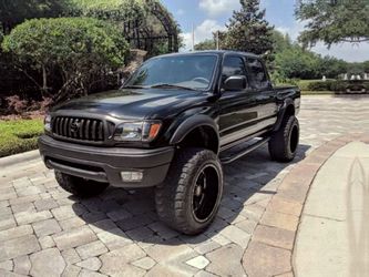 Toyota Tacoma Double Cab Lifted Truck