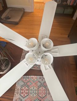 Hampton Bay White 5 Blade Ceiling Fan w/ Light