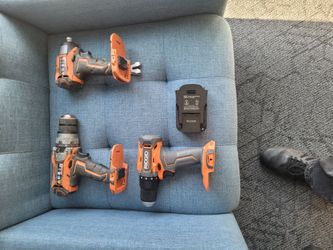 Rigid powertool lot with one battery