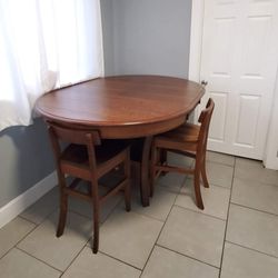 Wood Dinning Table