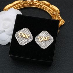 Women's Fashion Earrings