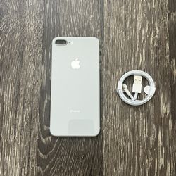 iPhone 8 Plus 256gb Silver UNLOCKED FOR ALL CARRIERS!