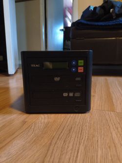 TEAC 1-to-1 stand-alone DVD/CD duplicator
