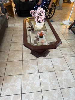 Center coffee table and side tables
