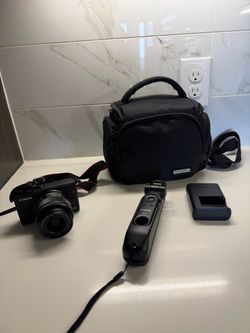 Canon eos M200