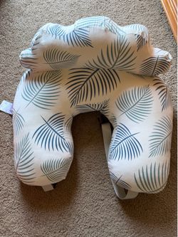 Breastfeeding pillows