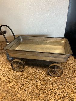 Pier one serving wagon serving Tray