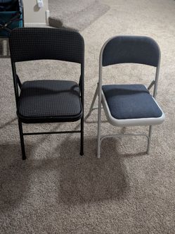 Set of 2 Padded Metal Folding Chairs