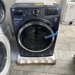 GE 4.8 Cu.ft Smart Sapphire Blue Front Load Washer With Odorblock Ultra fresh Vent System And Sanitizer 