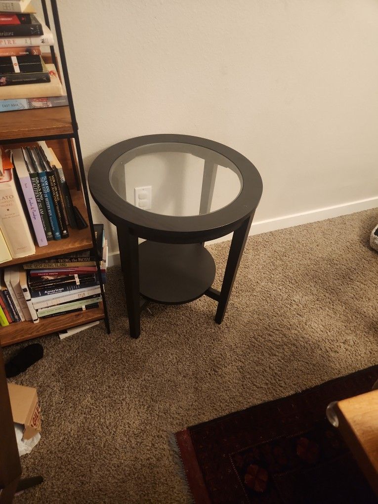Ikea Round End Table Nightstand