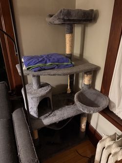 Cat tree