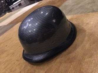 2 Motorcycle Helmets