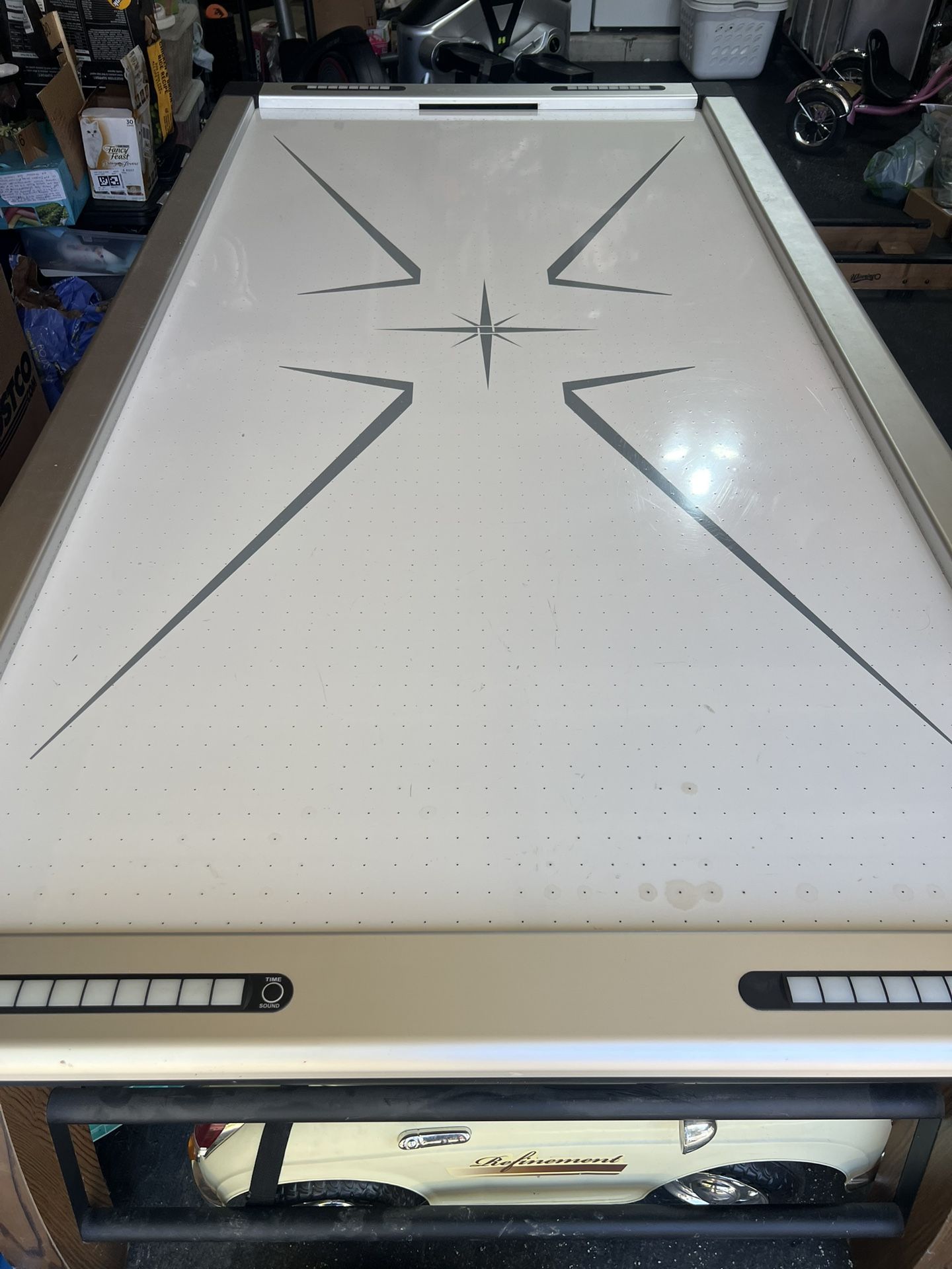 Air Hockey Table