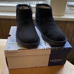 Arizona women’s Winter Boots Black New size 8 NEW With Box 
