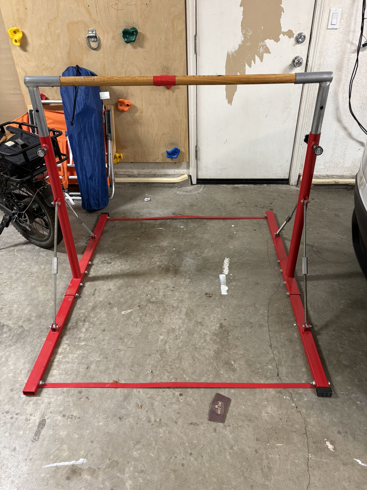 FREE child’s Gym Bar