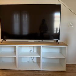 70 inch LG TV (TV STAND NOT INCLUDED)