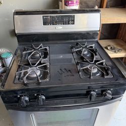 Working Whirlpool Stainless Oven And Microwave