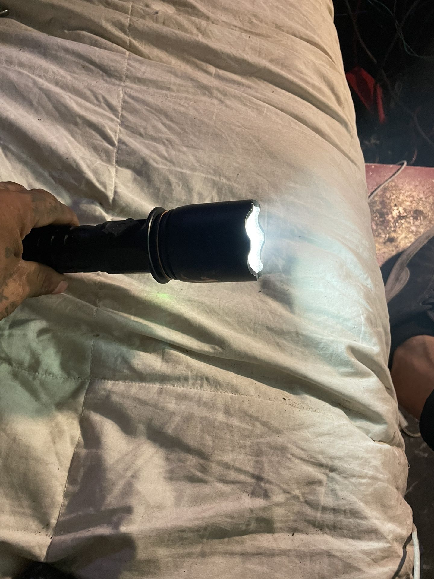4000 Lumen Flashlight