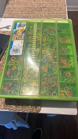 Bracelet making kit