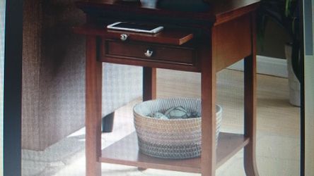Convenience Concepts American Heritage Logan End Table with Drawer and Slide, Mahogony