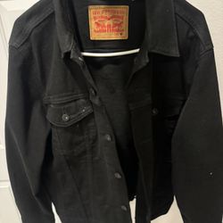 Levi’s Men’s Medium Denim Jacket 