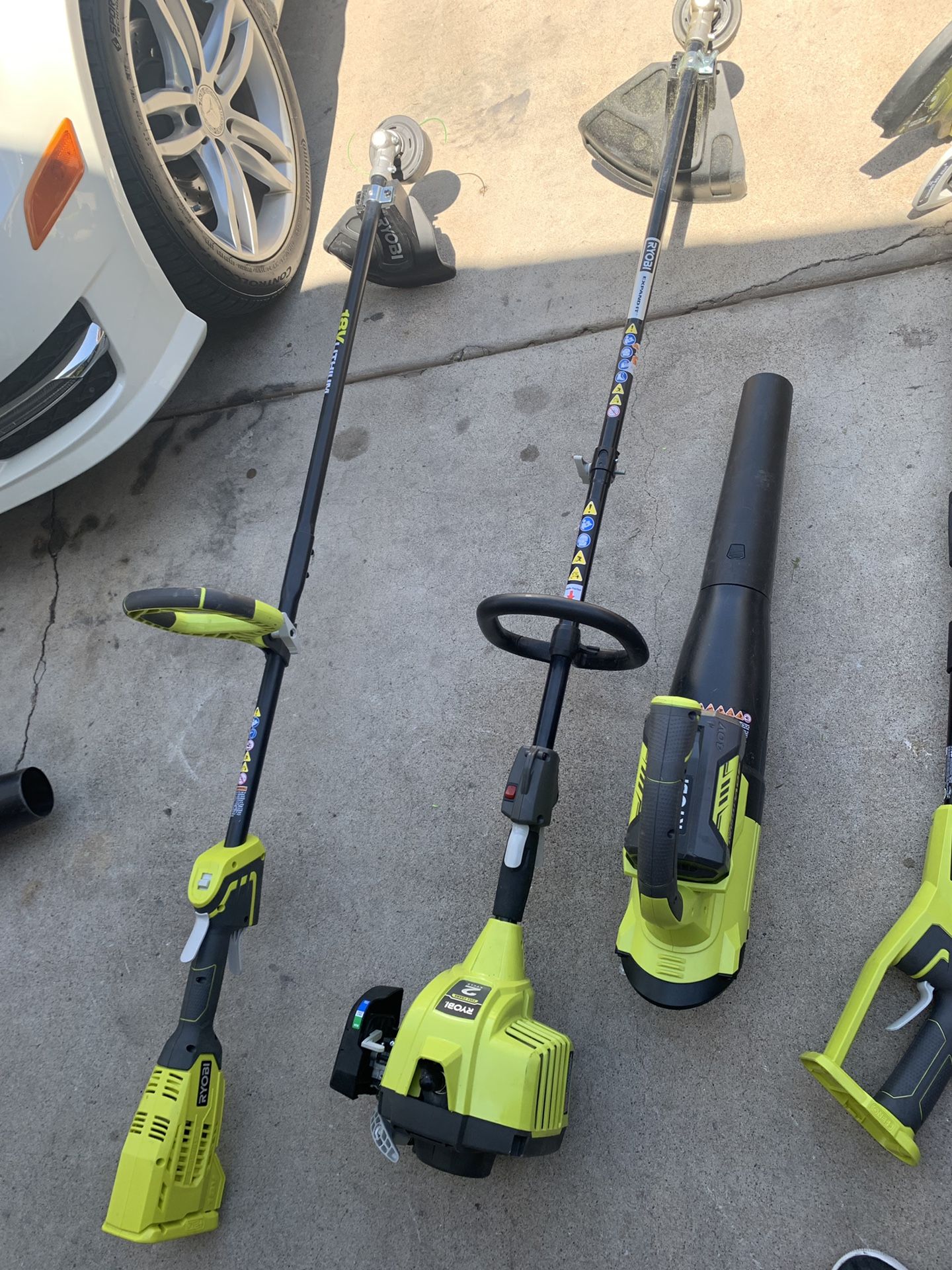 Ryobi 2 cycle weed eater for Sale in Phoenix, AZ OfferUp