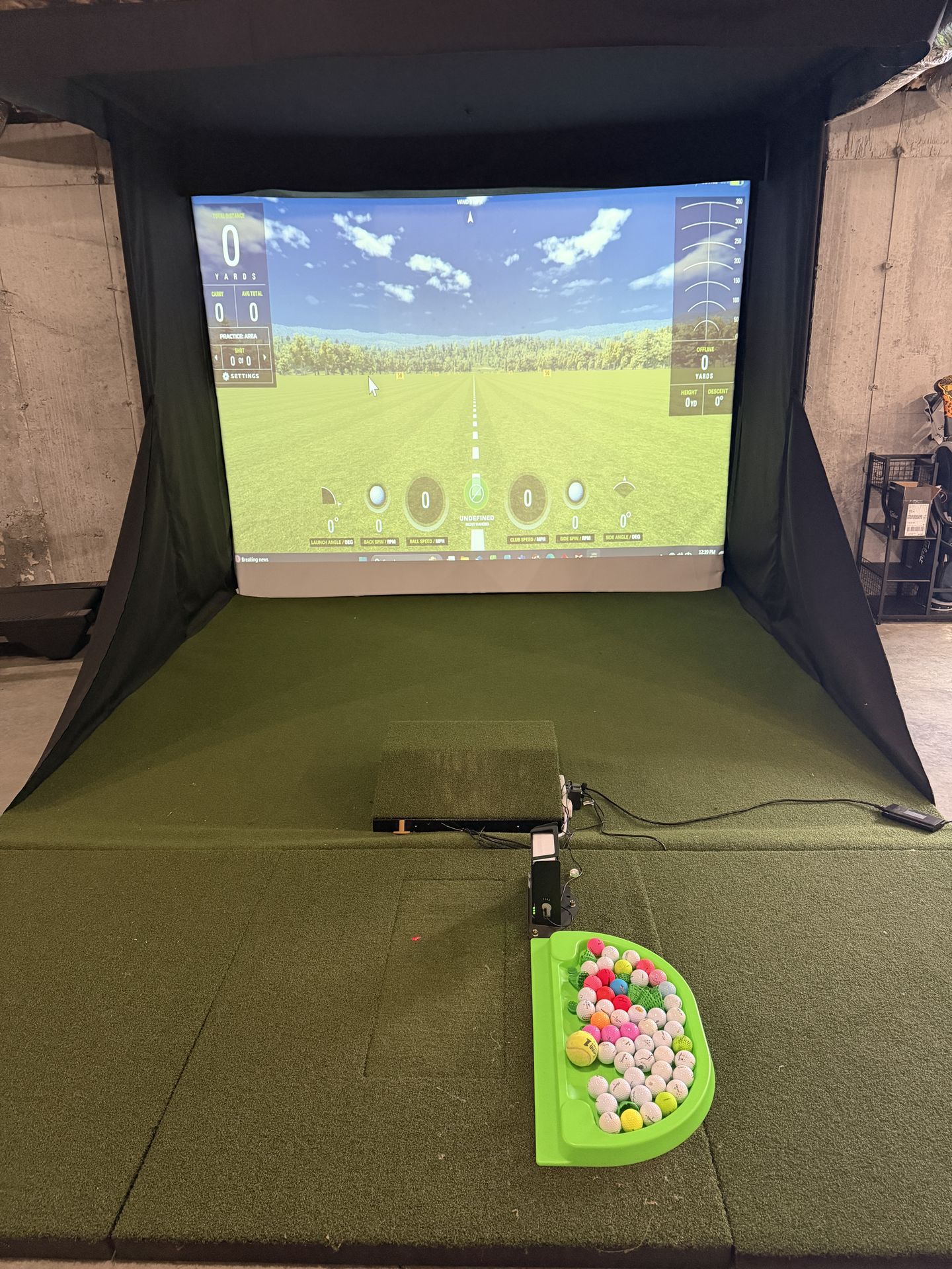 Skytrak Launch Monitor, GS10 Simulator Studio & HP Omen Laptop