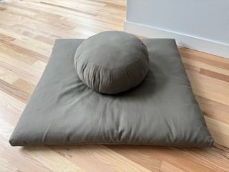 Zafu & Zabuton Meditation Cushion Set