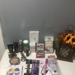 Makeup Bundle 