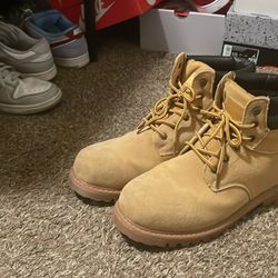 Classic Timberland-Style Boots - Rugged and Durable