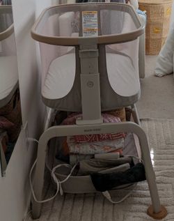 Maxi-Cosi Iora bedside bassinet