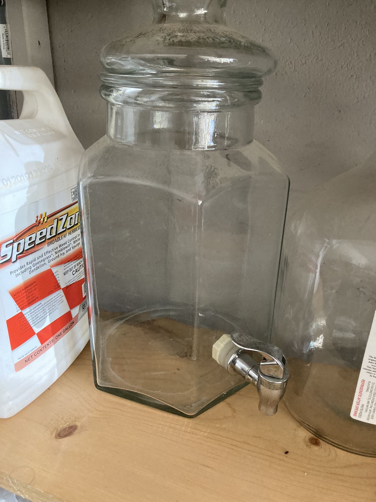 Glass Juice Tank