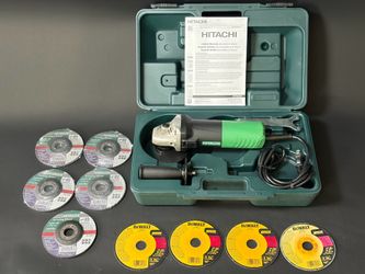 Hitachi 4.5in Angle Grinder with FREE Dewalt Discs