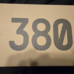YEEZY BOOST 380 Lime Green SIZE 9 1/2