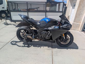 R1 Street Bike