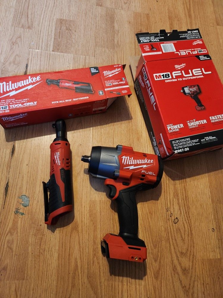 1/2 Inch Torque Impact Wrench W Friction Ring And 3/8 Ratchet Milwaukee Fuel