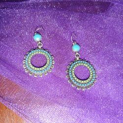 Tuorqoise (Simulated) Very Attractive