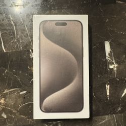 iPhone 15 Pro Max