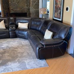 Reclinable Black Leather Couch 